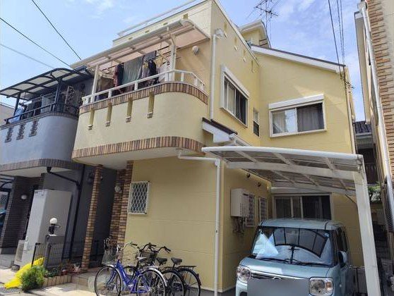 【摂津市】ベージュから明るいクリームイエローへイメージチェンジ